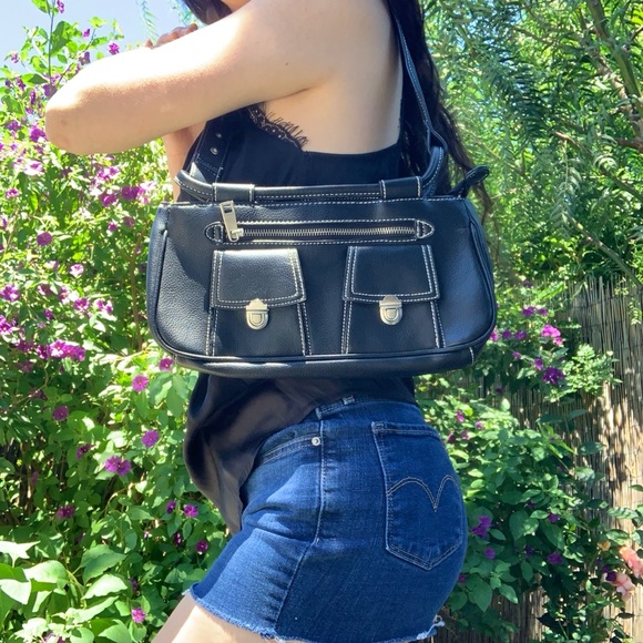 SOLD ON DEPOP - Picture 2 of 5